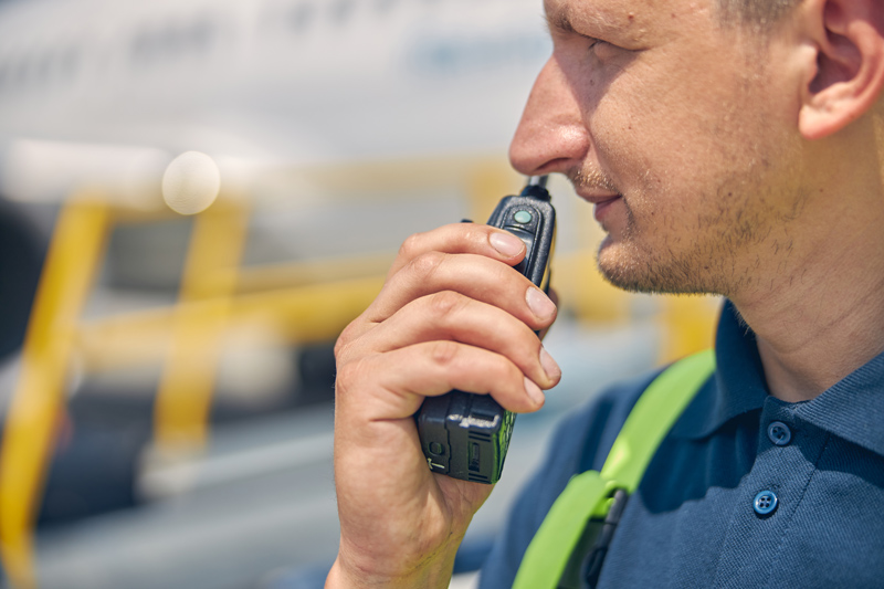 5 Industries in Canada that Rely on Two Way Radios